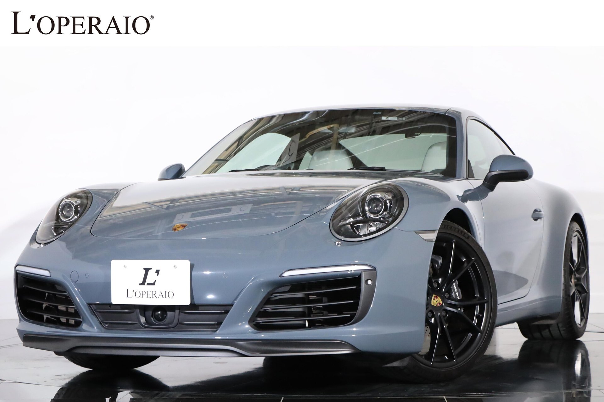 PORSCHE 911 - View 1