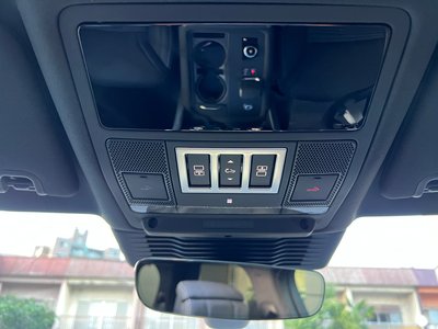 2025 LAND Rover DISCOVERY thumbnail 85