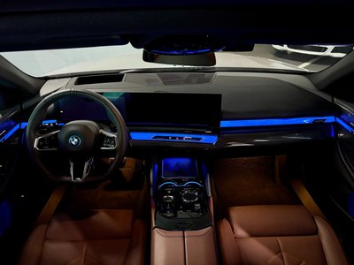BMW 5 SERIES - 4