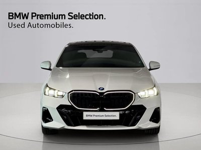 BMW 5 SERIES - 2