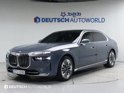 BMW 7 SERIES