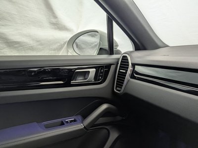 صورة مصغرة 33 لـ 2020 Porsche CAYENNE