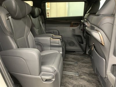 2023 Toyota ALPHARD photo 10