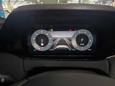صورة 2 لـ 2025 LAND Rover RANGE ROVER EVOQUE