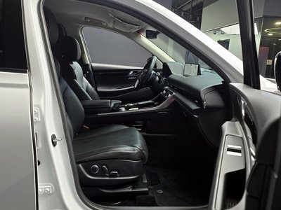 GENESIS GV80 - 10