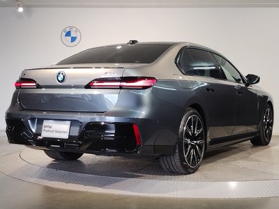 BMW I7 - 10