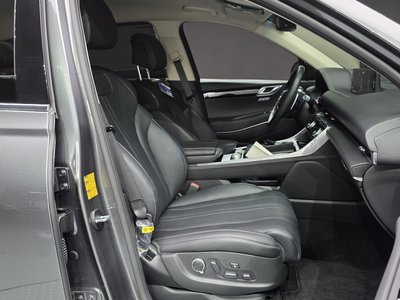 2022 Genesis GV80 — миниатюра 16