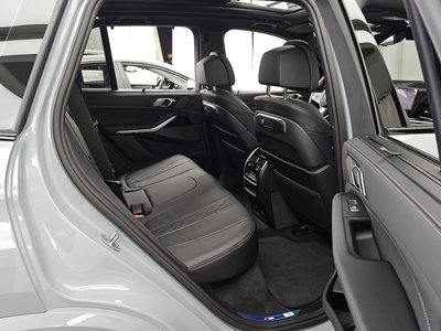 2025 BMW X5 — миниатюра 12