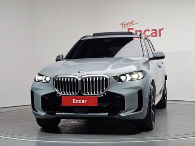صورة 2 لـ 2025 BMW X5