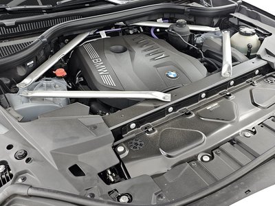 صورة 7 لـ 2025 BMW X5