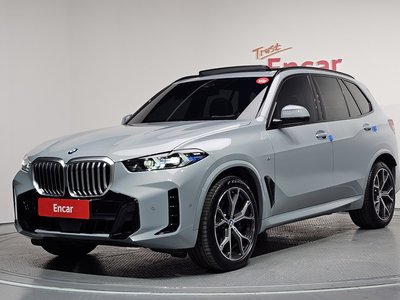 صورة 1 لـ 2025 BMW X5