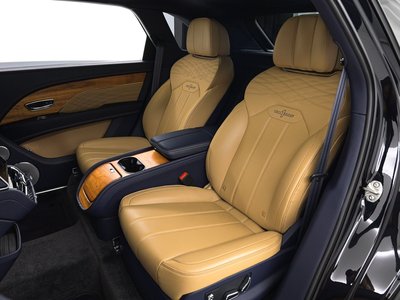 2023 Bentley BENTAYGA thumbnail 18