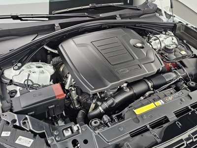LAND ROVER RANGE ROVER VELAR - 10
