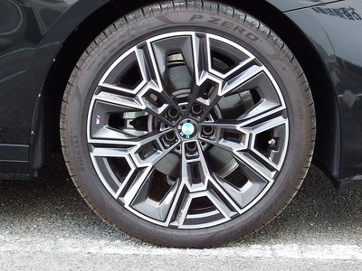 2026 BMW 5 SERIES — миниатюра 16