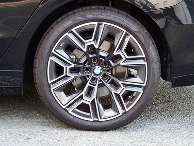 2026 BMW 5 SERIES — миниатюра 13
