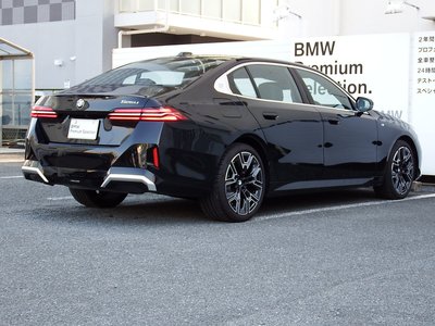2026 BMW 5 SERIES — миниатюра 11