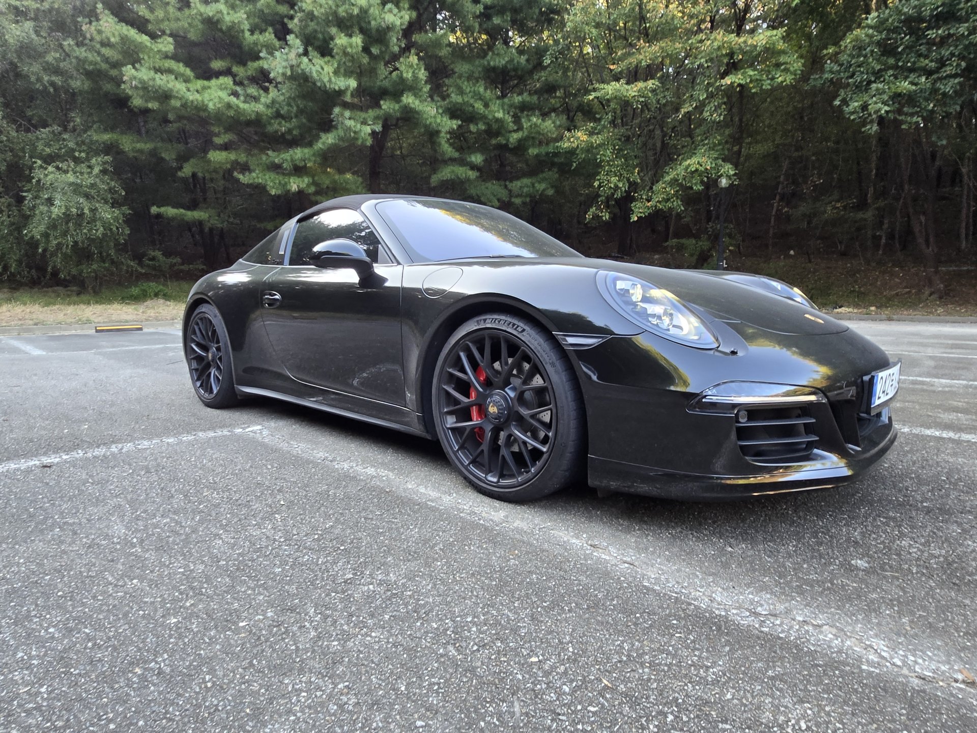 PORSCHE 911 - View 1