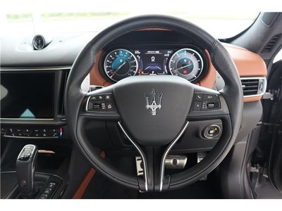 MASERATI LEVANTE - 9