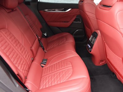 2022 Maserati LEVANTE 缩略图 12