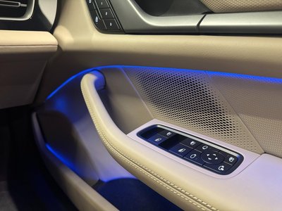 2025 Porsche TAYCAN 缩略图 44