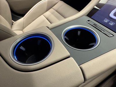 2025 Porsche TAYCAN 缩略图 42