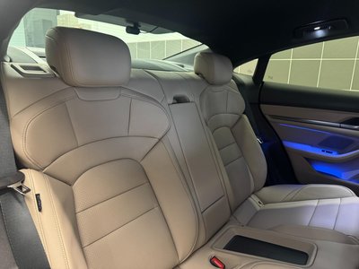 2025 Porsche TAYCAN 缩略图 49