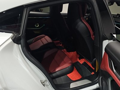 صورة مصغرة 18 لـ 2021 Porsche TAYCAN