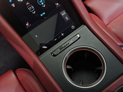 صورة مصغرة 36 لـ 2021 Porsche TAYCAN