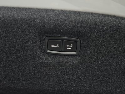 صورة مصغرة 37 لـ 2021 Porsche TAYCAN