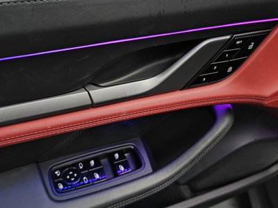 صورة مصغرة 23 لـ 2021 Porsche TAYCAN