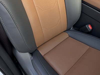 صورة مصغرة 29 لـ 2025 Lexus GX
