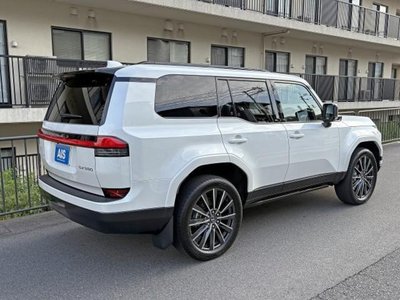 صورة 7 لـ 2025 Lexus GX