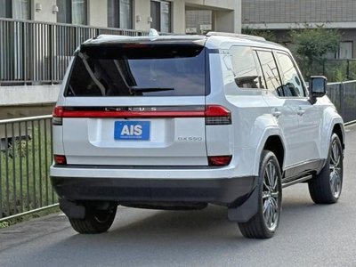 صورة 2 لـ 2025 Lexus GX