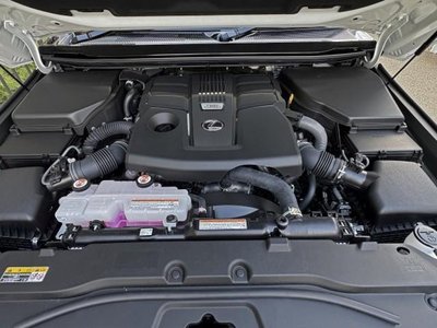 صورة مصغرة 17 لـ 2025 Lexus GX