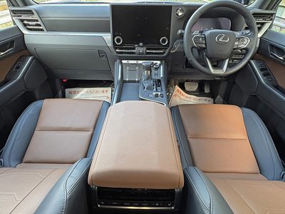 صورة مصغرة 27 لـ 2025 Lexus GX