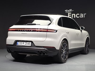 PORSCHE CAYENNE - 3