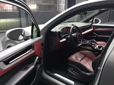 PORSCHE CAYENNE - 10