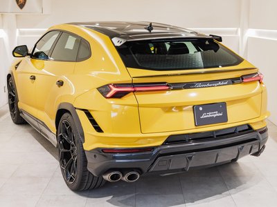 LAMBORGHINI URUS - 7