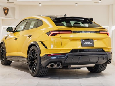 LAMBORGHINI URUS - 6