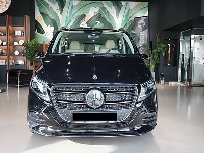 صورة 2 لـ 2025 Mercedes-BENZ V-CLASS