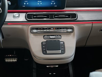 صورة مصغرة 14 لـ 2025 Mercedes-BENZ V-CLASS