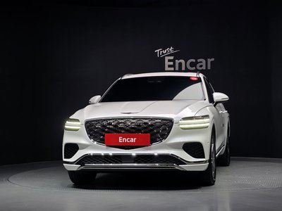 صورة 2 لـ 2024 Genesis GV70