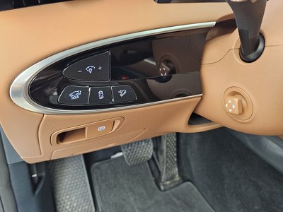 2024 Genesis GV70 thumbnail 22