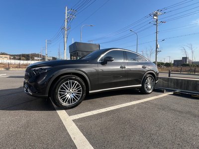 2025 Mercedes-BENZ GLC photo 2
