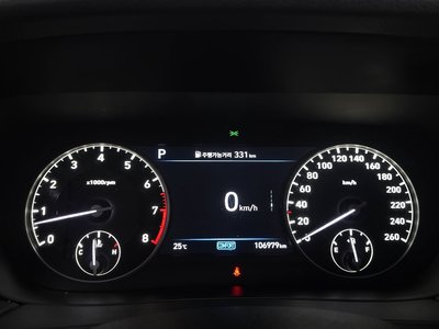 صورة 8 لـ 2019 Genesis G90