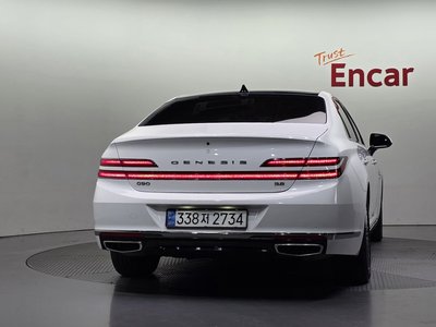 صورة 3 لـ 2019 Genesis G90