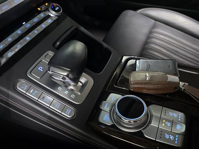 صورة 9 لـ 2019 Genesis G90