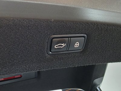 2019 Genesis G90 缩略图 20