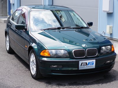 BMW 3 SERIES - 2