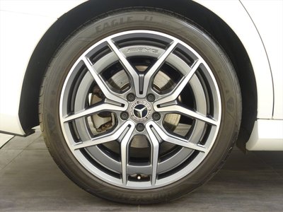 MERCEDES-BENZ E-CLASS - 9